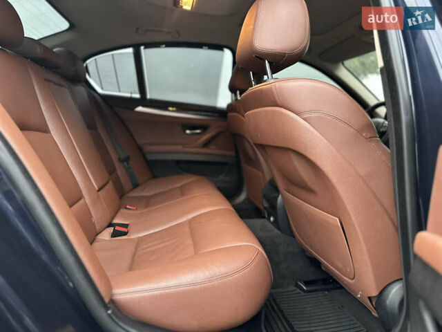 Синій БМВ 5 Серія, об'ємом двигуна 2.99 л та пробігом 275 тис. км за 19300 $, фото 19 на Automoto.ua