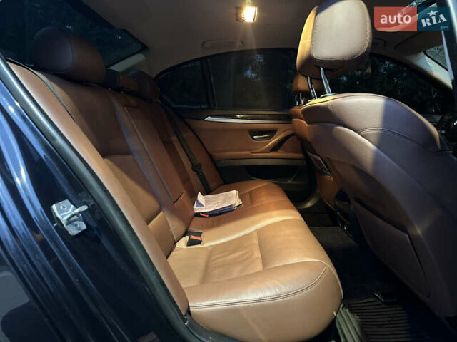 Синій БМВ 5 Серія, об'ємом двигуна 2.99 л та пробігом 275 тис. км за 18500 $, фото 37 на Automoto.ua
