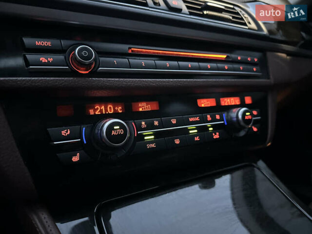 Синій БМВ 5 Серія, об'ємом двигуна 2.99 л та пробігом 275 тис. км за 18500 $, фото 34 на Automoto.ua