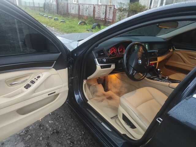 Синий БМВ 5 Серия, объемом двигателя 3 л и пробегом 194 тыс. км за 12900 $, фото 7 на Automoto.ua