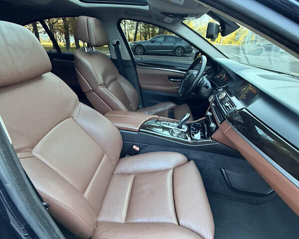 Синій БМВ 5 Серія, об'ємом двигуна 2.98 л та пробігом 202 тис. км за 19500 $, фото 15 на Automoto.ua