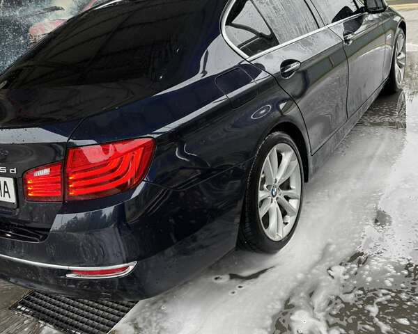 Синий БМВ 5 Серия, объемом двигателя 3 л и пробегом 197 тыс. км за 18800 $, фото 5 на Automoto.ua