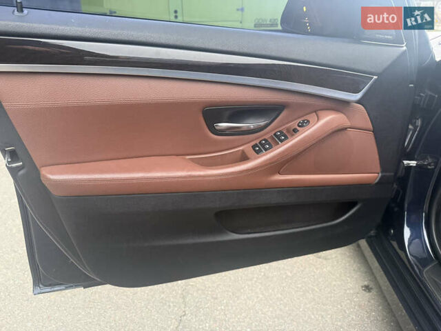 Синій БМВ 5 Серія, об'ємом двигуна 2 л та пробігом 198 тис. км за 11999 $, фото 13 на Automoto.ua