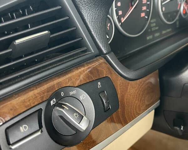 Синий БМВ 5 Серия, объемом двигателя 2.98 л и пробегом 200 тыс. км за 13000 $, фото 17 на Automoto.ua