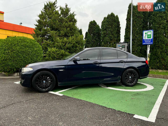 Синий БМВ 5 Серия, объемом двигателя 2.98 л и пробегом 200 тыс. км за 13000 $, фото 2 на Automoto.ua