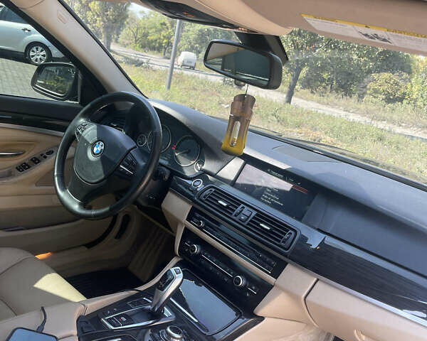 Синий БМВ 5 Серия, объемом двигателя 2 л и пробегом 149 тыс. км за 14200 $, фото 13 на Automoto.ua