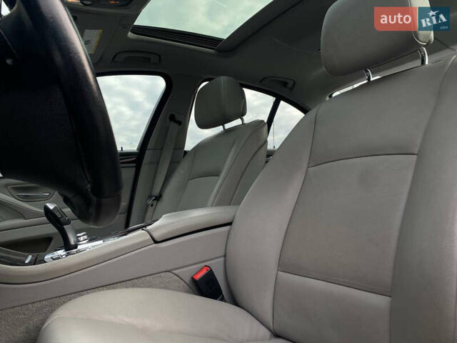 Синій БМВ 5 Серія, об'ємом двигуна 2 л та пробігом 186 тис. км за 13900 $, фото 24 на Automoto.ua