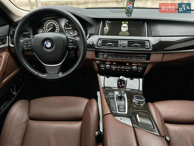 Синій БМВ 5 Серія, об'ємом двигуна 2.99 л та пробігом 275 тис. км за 19300 $, фото 12 на Automoto.ua