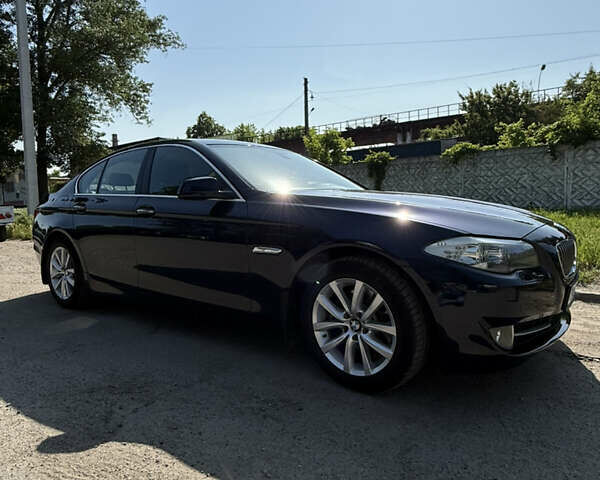Синій БМВ 5 Серія, об'ємом двигуна 2 л та пробігом 185 тис. км за 15200 $, фото 3 на Automoto.ua