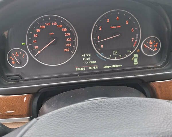 Синій БМВ 5 Серія, об'ємом двигуна 2.98 л та пробігом 201 тис. км за 15777 $, фото 25 на Automoto.ua