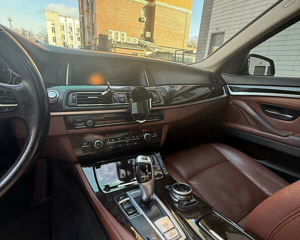 Синий БМВ 5 Серия, объемом двигателя 3 л и пробегом 220 тыс. км за 13900 $, фото 7 на Automoto.ua