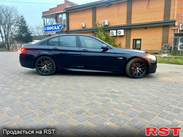 Синий БМВ 5 Серия, объемом двигателя 3 л и пробегом 200 тыс. км за 13800 $, фото 3 на Automoto.ua