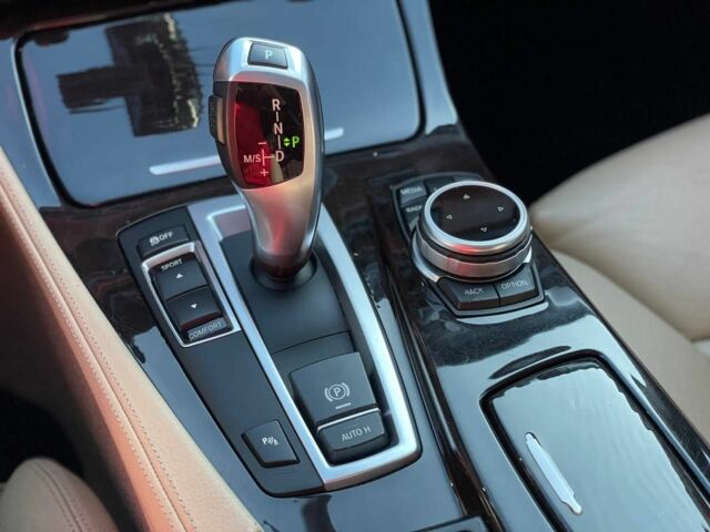 Синій БМВ 5 Серія, об'ємом двигуна 2 л та пробігом 227 тис. км за 12500 $, фото 13 на Automoto.ua