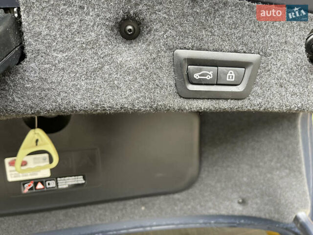 Синий БМВ 5 Серия, объемом двигателя 2.98 л и пробегом 200 тыс. км за 13000 $, фото 25 на Automoto.ua