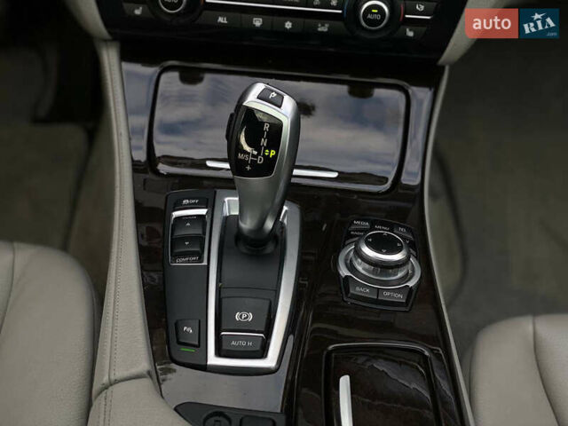 Синій БМВ 5 Серія, об'ємом двигуна 2 л та пробігом 186 тис. км за 13900 $, фото 16 на Automoto.ua