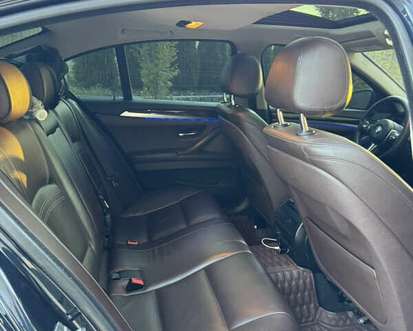 Синій БМВ 5 Серія, об'ємом двигуна 2 л та пробігом 115 тис. км за 18000 $, фото 34 на Automoto.ua