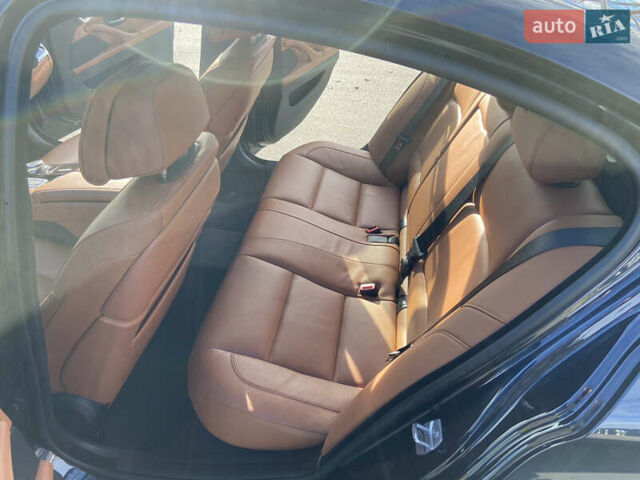 БМВ 5 Серія 2014 у Чернігові на Automoto.ua Синій БМВ 5 Серія, об'ємом двигуна 3 л та пробігом 90 тис. км за 28900 $, фото 29 на Automoto.ua