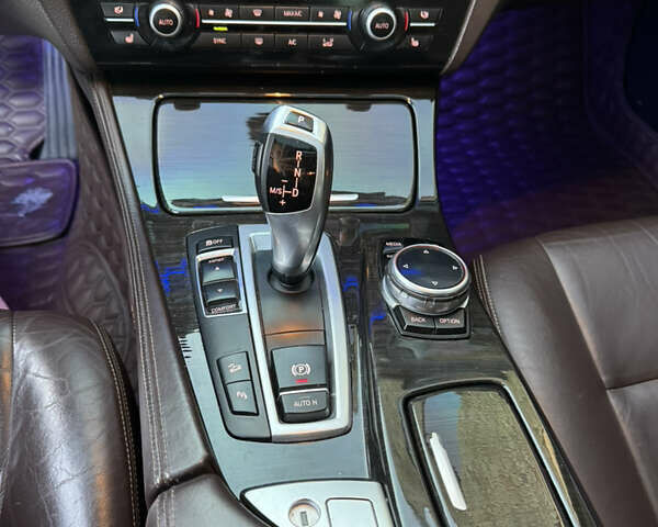 Синій БМВ 5 Серія, об'ємом двигуна 2 л та пробігом 115 тис. км за 18000 $, фото 27 на Automoto.ua