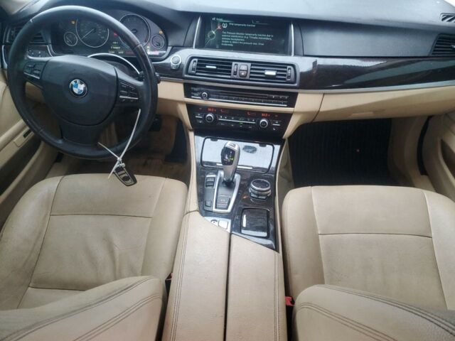 Синий БМВ 5 Серия, объемом двигателя 2 л и пробегом 211 тыс. км за 9700 $, фото 7 на Automoto.ua