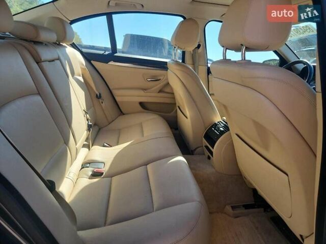 БМВ 5 Серия 2014 в Днепре (Днепропетровске) на Automoto.ua Синий БМВ 5 Серия, объемом двигателя 2 л и пробегом 163 тыс. км за 1800 $, фото 9 на Automoto.ua