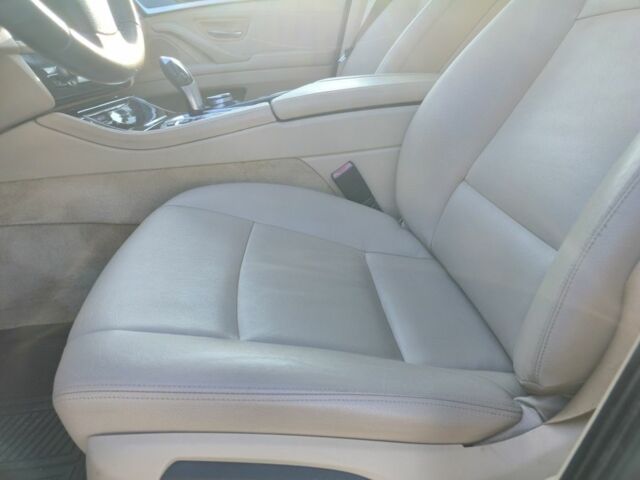 Синий БМВ 5 Серия, объемом двигателя 0 л и пробегом 180 тыс. км за 11900 $, фото 3 на Automoto.ua