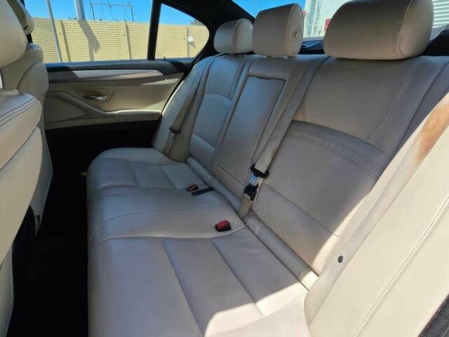 Синий БМВ 5 Серия, объемом двигателя 3 л и пробегом 155 тыс. км за 9950 $, фото 9 на Automoto.ua