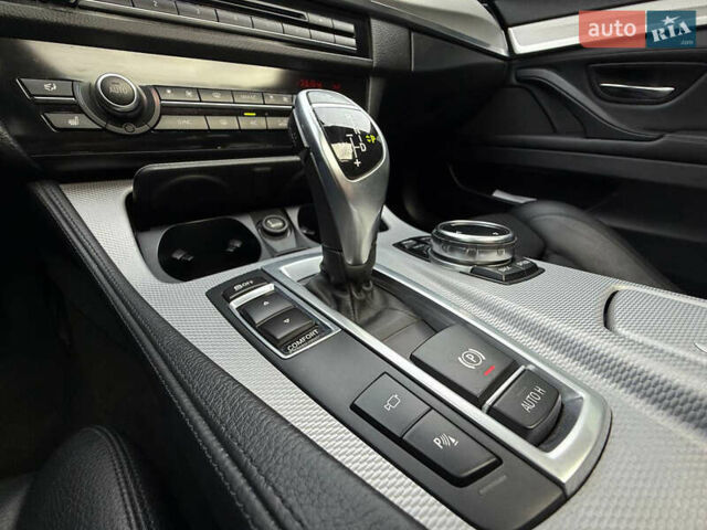 Синий БМВ 5 Серия, объемом двигателя 3 л и пробегом 205 тыс. км за 26000 $, фото 19 на Automoto.ua