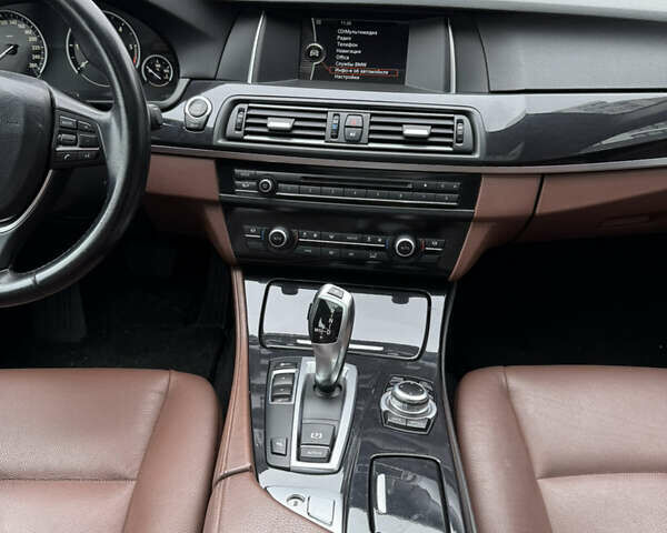 Синий БМВ 5 Серия, объемом двигателя 2 л и пробегом 218 тыс. км за 16900 $, фото 12 на Automoto.ua