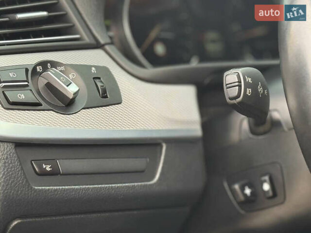 Синий БМВ 5 Серия, объемом двигателя 3 л и пробегом 205 тыс. км за 26000 $, фото 14 на Automoto.ua