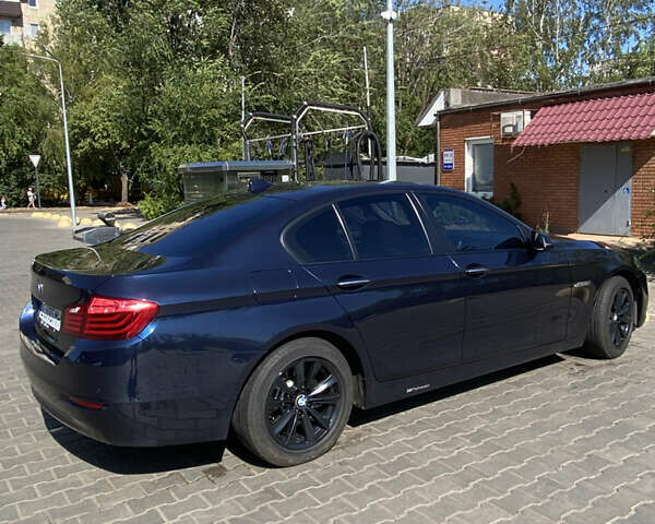 Синий БМВ 5 Серия, объемом двигателя 2.99 л и пробегом 376 тыс. км за 18500 $, фото 2 на Automoto.ua