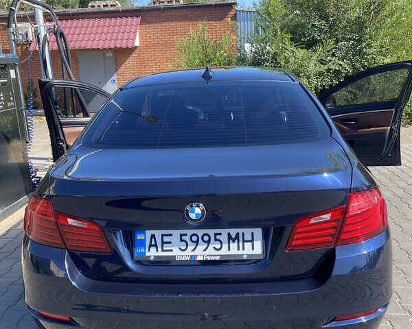 Синий БМВ 5 Серия, объемом двигателя 2.99 л и пробегом 376 тыс. км за 18500 $, фото 6 на Automoto.ua