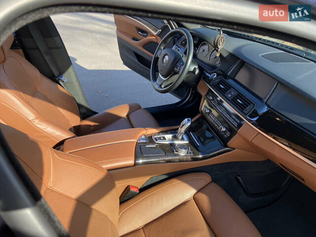 БМВ 5 Серія 2014 у Чернігові на Automoto.ua Синій БМВ 5 Серія, об'ємом двигуна 3 л та пробігом 90 тис. км за 28900 $, фото 18 на Automoto.ua