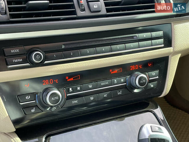 БМВ 5 Серия 2014 в Киеве на Automoto.ua Синий БМВ 5 Серия, объемом двигателя 2 л и пробегом 216 тыс. км за 13550 $, фото 23 на Automoto.ua