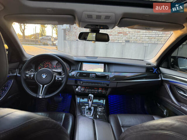 Синій БМВ 5 Серія, об'ємом двигуна 2 л та пробігом 115 тис. км за 18000 $, фото 29 на Automoto.ua