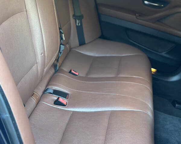 Синій БМВ 5 Серія, об'ємом двигуна 2 л та пробігом 181 тис. км за 13900 $, фото 32 на Automoto.ua
