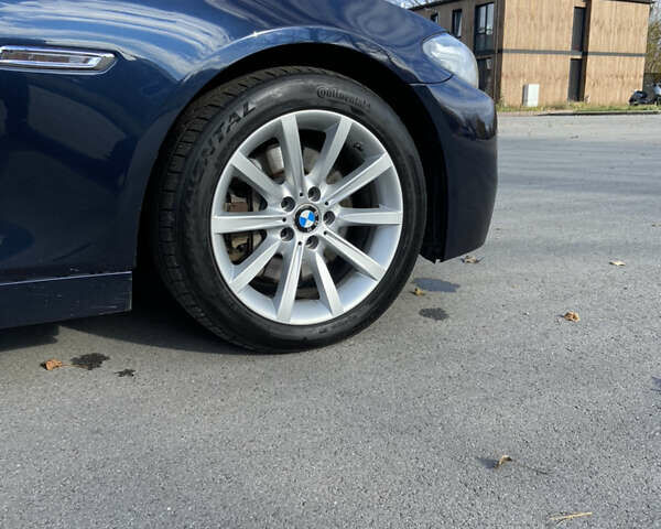БМВ 5 Серія 2014 у Чернігові на Automoto.ua Синій БМВ 5 Серія, об'ємом двигуна 3 л та пробігом 90 тис. км за 28900 $, фото 42 на Automoto.ua