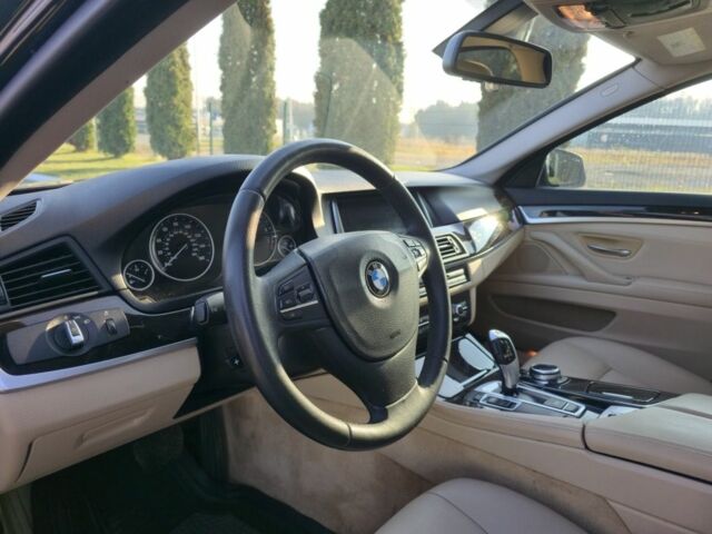 Синий БМВ 5 Серия, объемом двигателя 0 л и пробегом 180 тыс. км за 11900 $, фото 2 на Automoto.ua