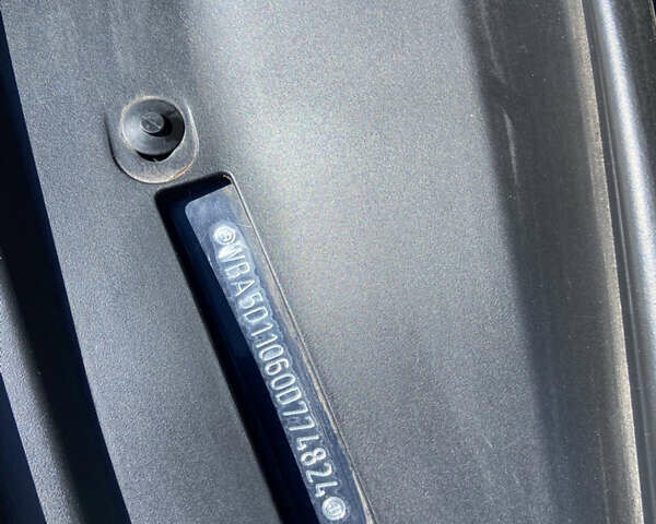 Синий БМВ 5 Серия, объемом двигателя 2.99 л и пробегом 376 тыс. км за 18500 $, фото 14 на Automoto.ua