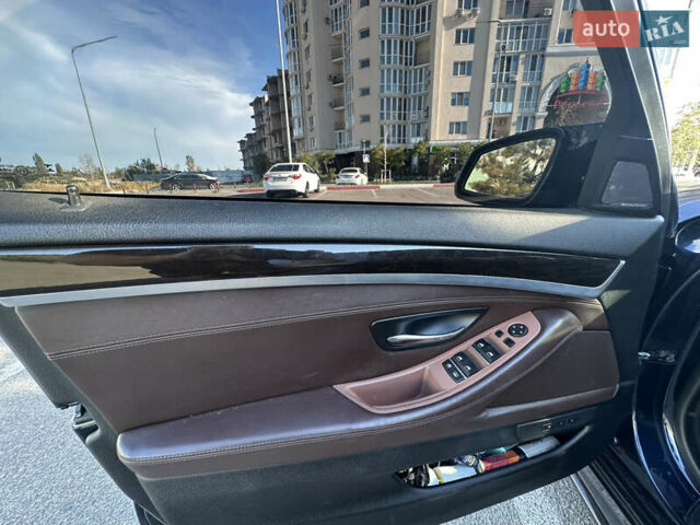 Синий БМВ 5 Серия, объемом двигателя 3 л и пробегом 219 тыс. км за 22999 $, фото 19 на Automoto.ua