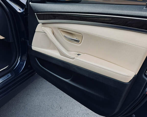Синій БМВ 5 Серія, об'ємом двигуна 2.98 л та пробігом 212 тис. км за 18300 $, фото 11 на Automoto.ua