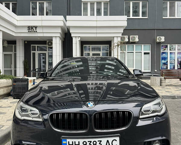 Синій БМВ 5 Серія, об'ємом двигуна 3 л та пробігом 208 тис. км за 22999 $, фото 2 на Automoto.ua