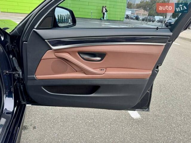 Синій БМВ 5 Серія, об'ємом двигуна 2 л та пробігом 115 тис. км за 21900 $, фото 49 на Automoto.ua