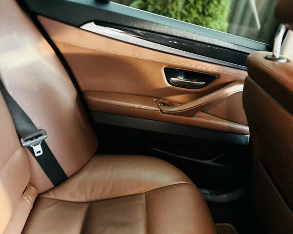 Синий БМВ 5 Серия, объемом двигателя 2 л и пробегом 253 тыс. км за 15700 $, фото 23 на Automoto.ua