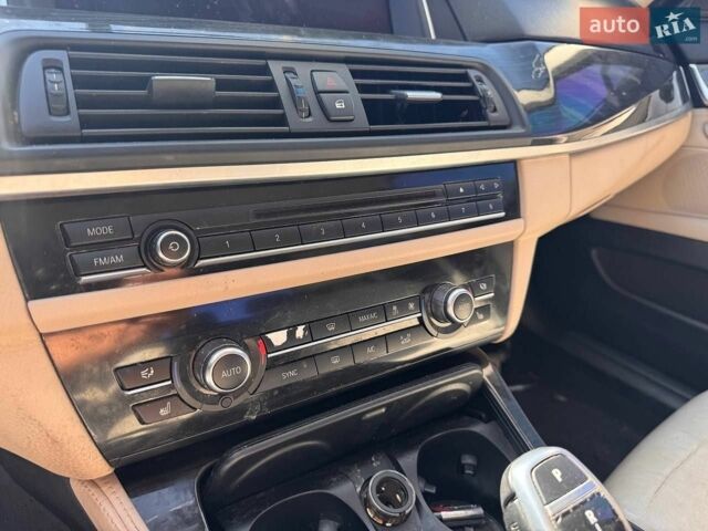 Синій БМВ 5 Серія, об'ємом двигуна 2 л та пробігом 182 тис. км за 11000 $, фото 16 на Automoto.ua