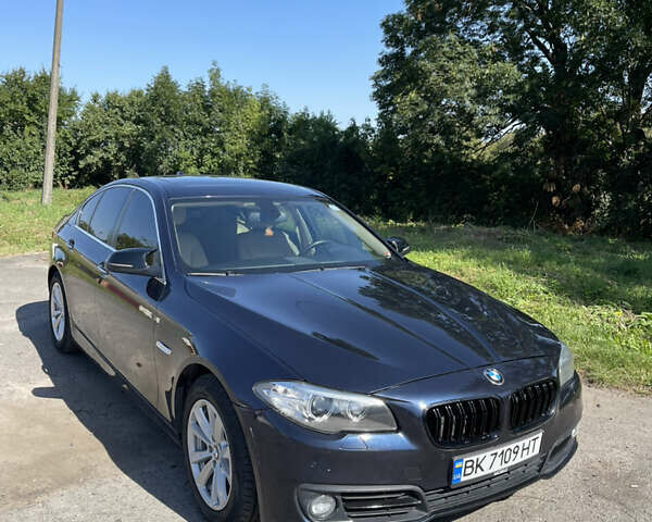Синий БМВ 5 Серия, объемом двигателя 2 л и пробегом 165 тыс. км за 14000 $, фото 4 на Automoto.ua
