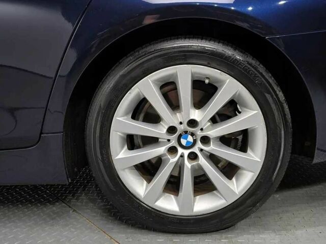 Синій БМВ 5 Серія, об'ємом двигуна 2 л та пробігом 99 тис. км за 14200 $, фото 3 на Automoto.ua