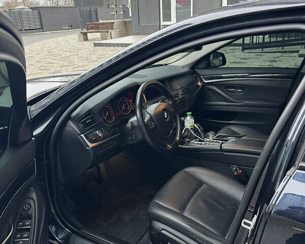 Синій БМВ 5 Серія, об'ємом двигуна 3 л та пробігом 208 тис. км за 22999 $, фото 6 на Automoto.ua