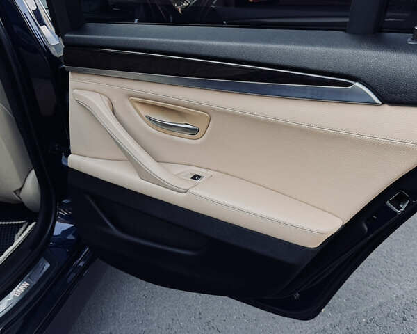 Синій БМВ 5 Серія, об'ємом двигуна 2.98 л та пробігом 212 тис. км за 18300 $, фото 12 на Automoto.ua