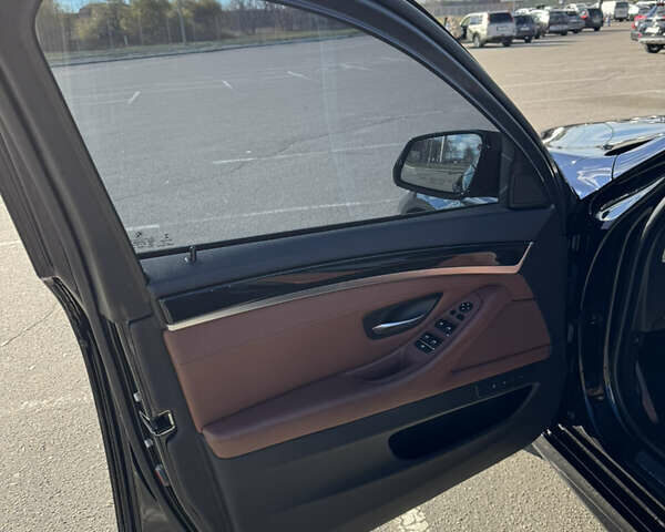 Синій БМВ 5 Серія, об'ємом двигуна 2 л та пробігом 118 тис. км за 21000 $, фото 11 на Automoto.ua