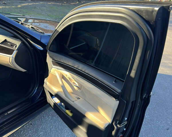 Синій БМВ 5 Серія, об'ємом двигуна 2.98 л та пробігом 145 тис. км за 21000 $, фото 18 на Automoto.ua